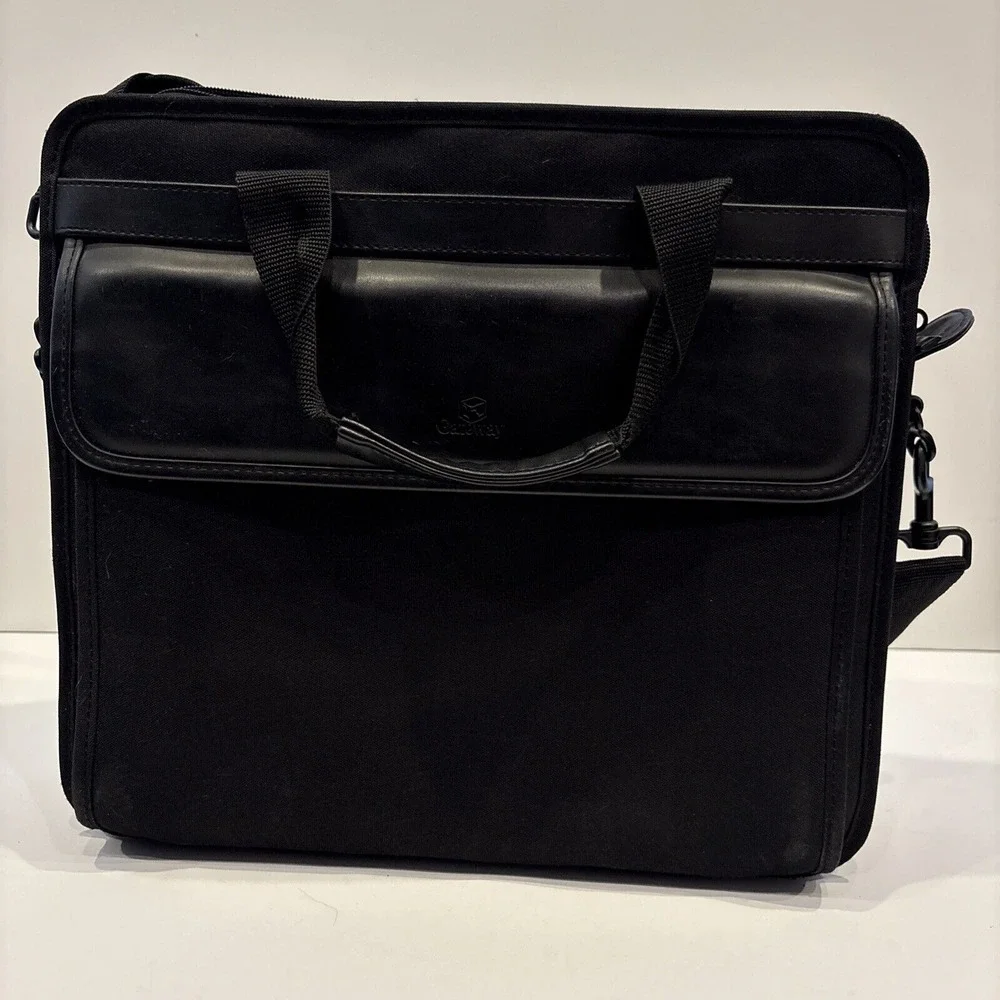 NWOT Gateway Laptop Notebook Bag Carry Case Messenger Black‎ Breifcase